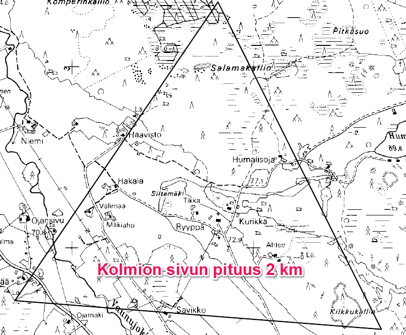 Karta med fälttriangeln, vars sidor är 2 km långa.